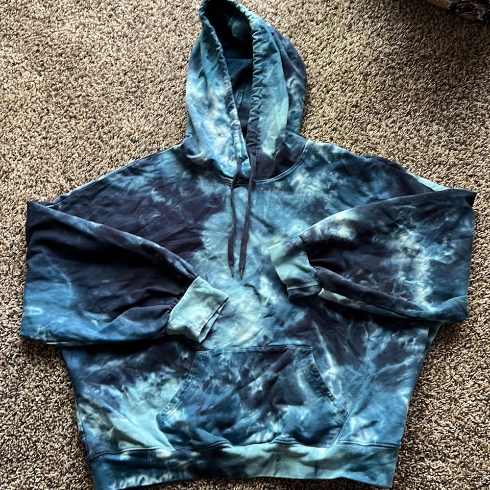 Blue tie die hoodie
